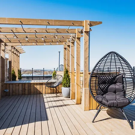 Eduard House By Larsen * Talin