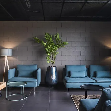 Eduard House By Larsen *