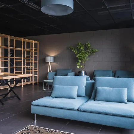 Eduard House By Larsen Appartement