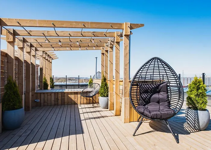 Eduard House By Larsen Apartament *